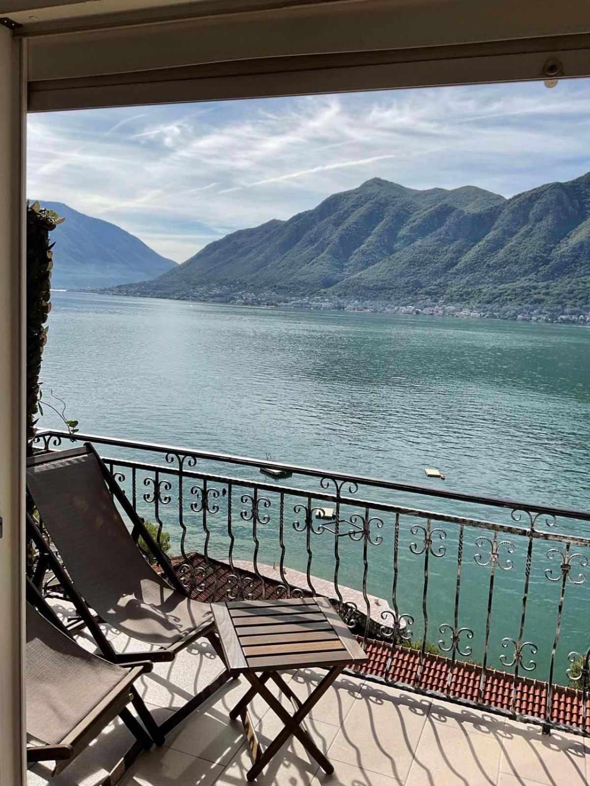 Glosy Kotor Exteriör bild